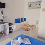 Anto Fira (Santorini)