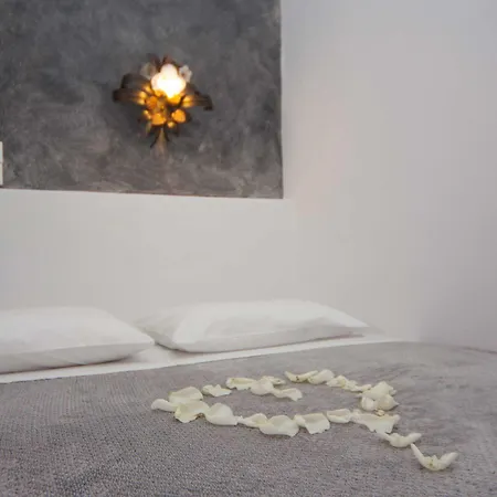Anto Aparthotel Firá