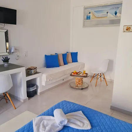 Anto Fira (Santorini)